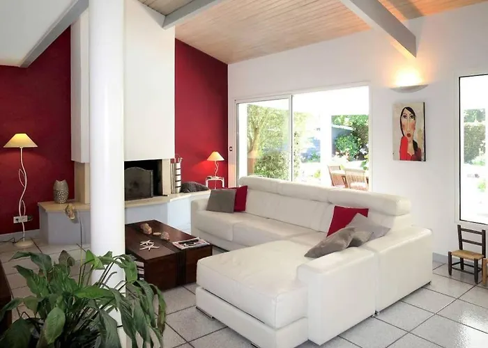 Katy Avec Piscine, Meublé De Tourisme 3 étoiles *